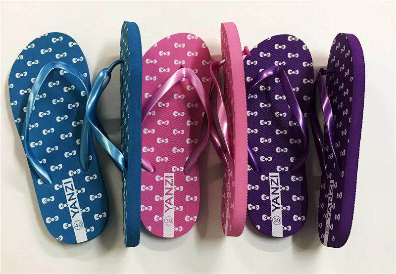 Women Printing Slippers Stock